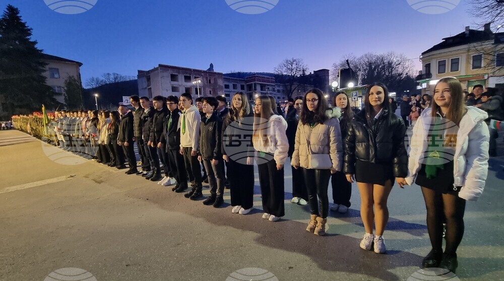 Шумен - Трети март - заря-проверка