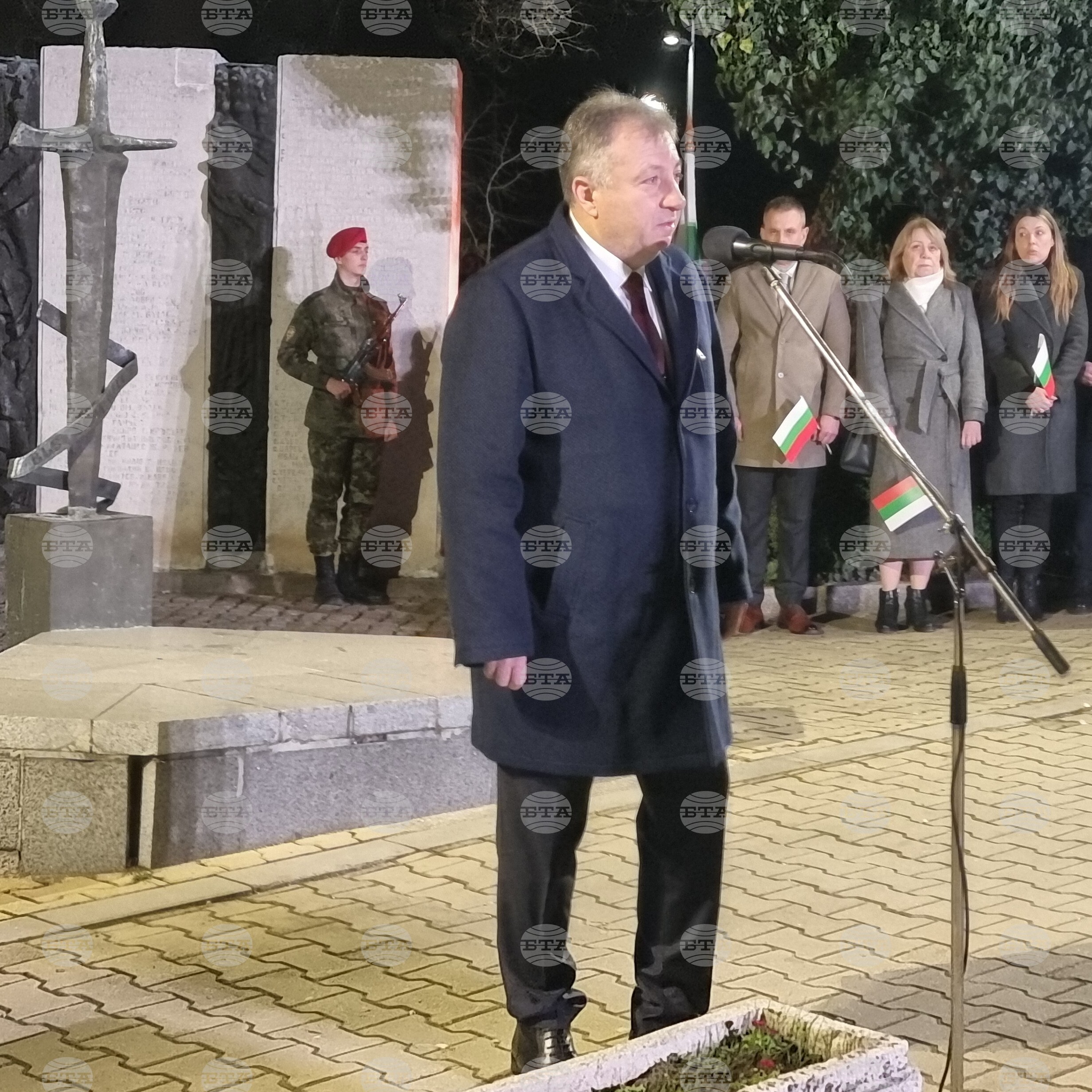 Шумен - Трети март - заря-проверка