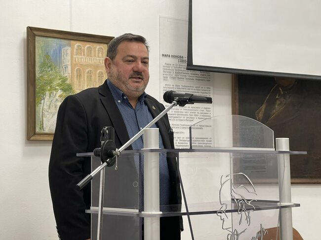 Научната конференция под мотото "Чудомир - познатият непознат" събра в Казанлък учени от цялата страна