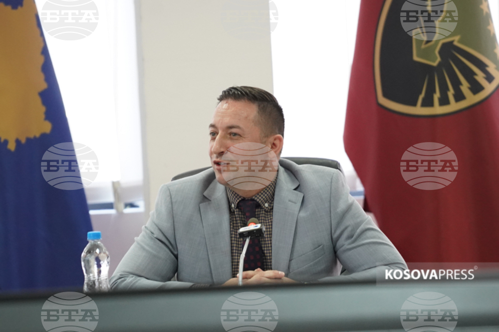 КосоваПрес: Летището в Дакова се подготвя за отбранителни цели