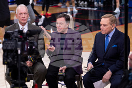 Spurs 76ers Basketball