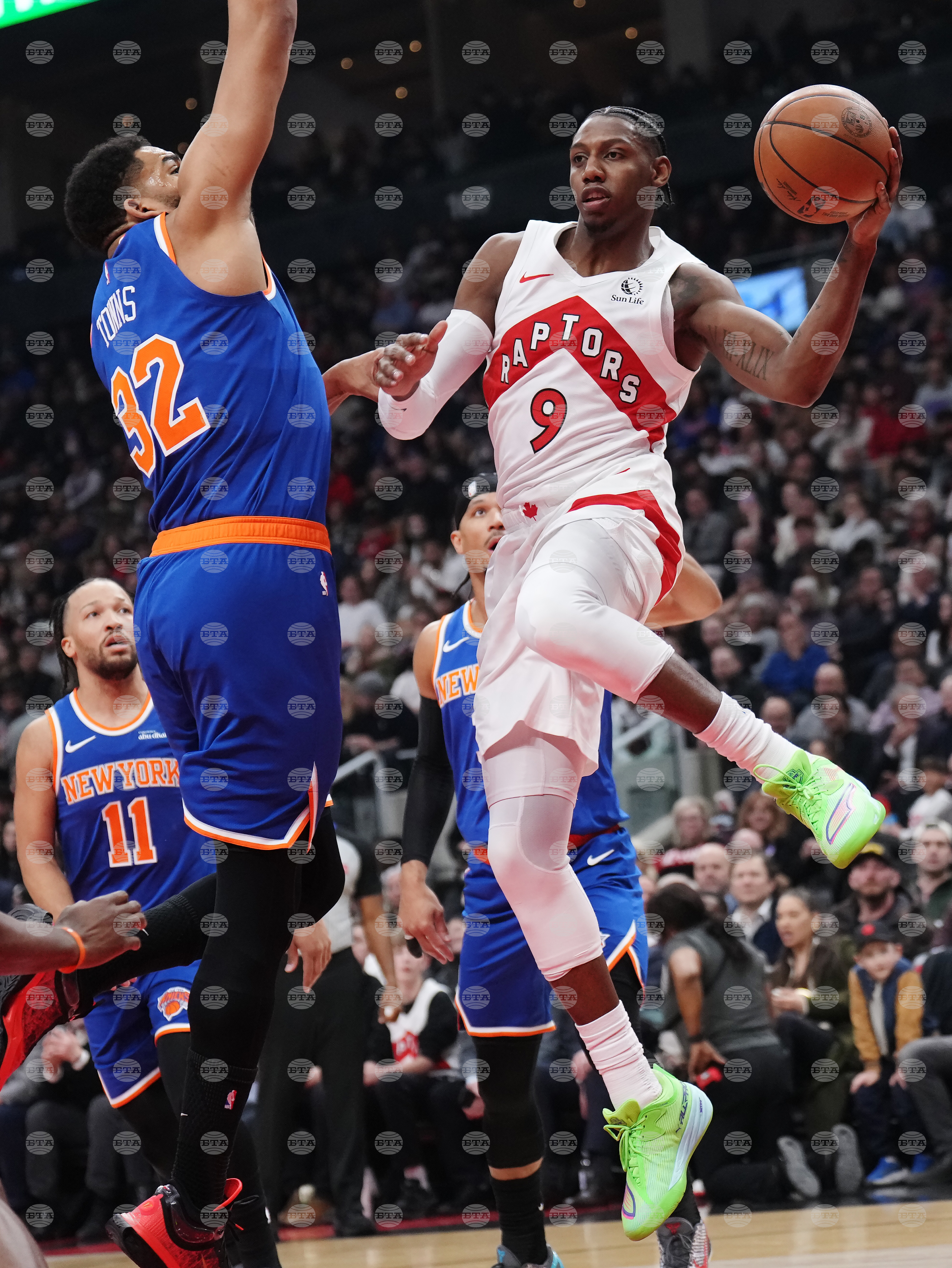 Knicks Raptors Basketball