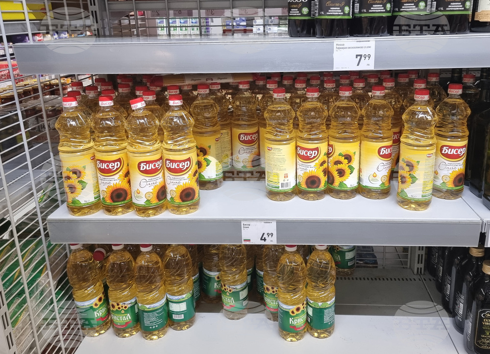 Хранителните стоки на едро у нас с 30 процента по-скъпи от миналия март