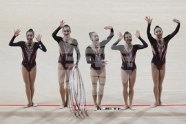 Художествена гимнастика - Световна купа - ансамбъл Япония 