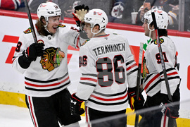 Blackhawks Jets Hockey