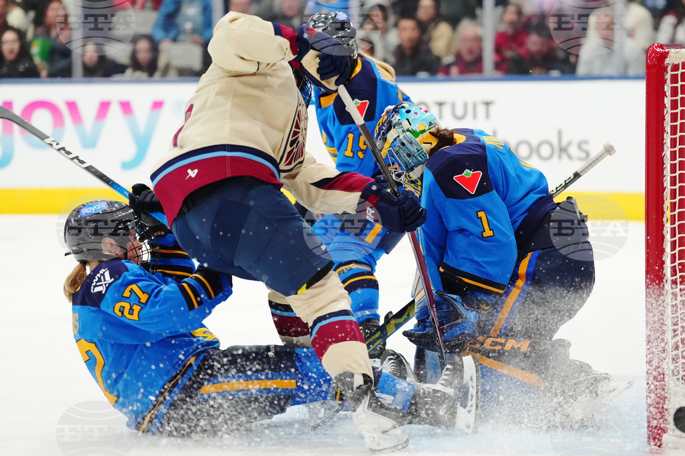 PWHL Victoire Sceptres Hockey