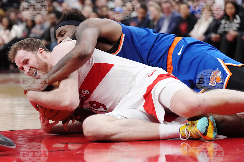 Knicks Raptors Basketball