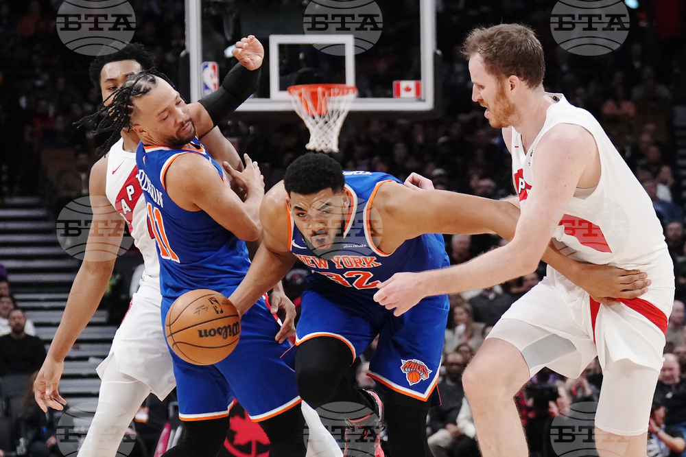 Knicks Raptors Basketball