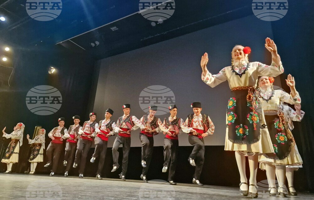 Чехия - българско средно училище “Д-р Петър Берон” - концерт
