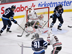 Blackhawks Jets Hockey