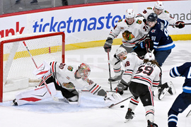 Blackhawks Jets Hockey