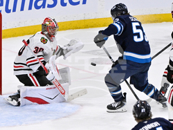 Blackhawks Jets Hockey