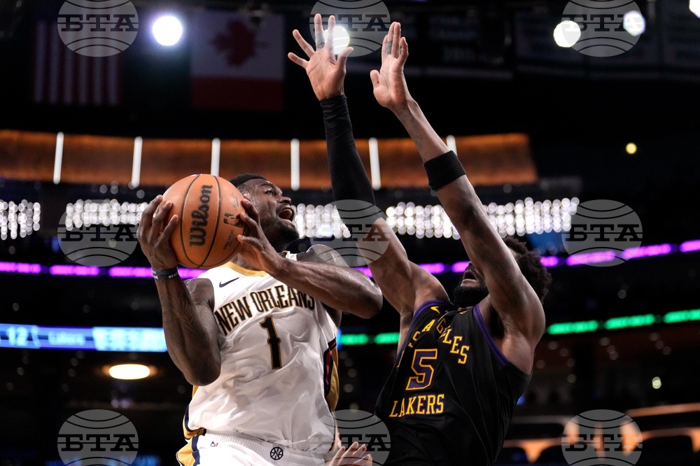 Pelicans Lakers Basketball