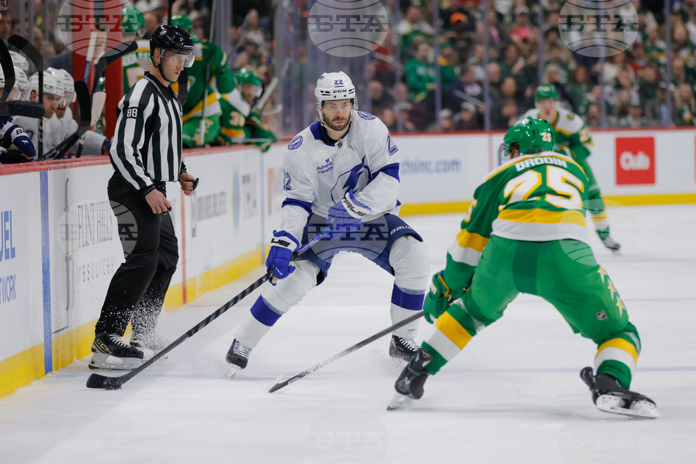 Lightning Wild Hockey