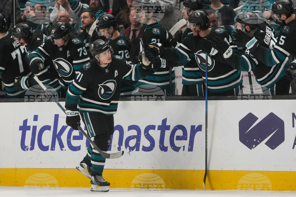 Canadiens Sharks Hockey