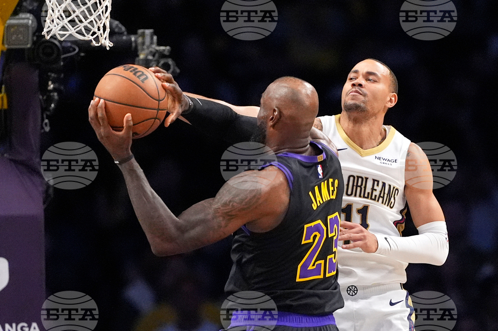 Pelicans Lakers Basketball