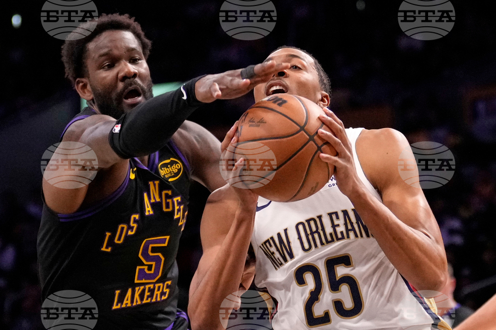 Pelicans Lakers Basketball