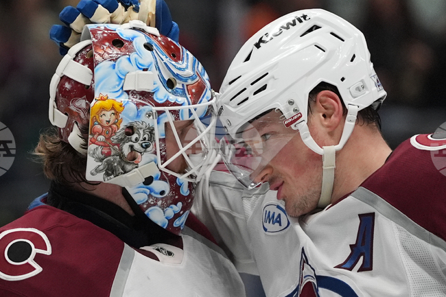 Колорадо се наложи срещу Анахайм в НХЛ, Сан Хосе спечели срещу Монреал