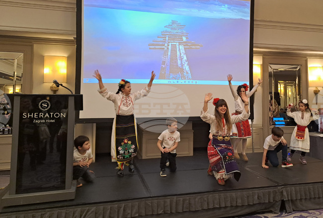 Посолството на България в Хърватия отбеляза Трети март с прием и програма на учениците от Българското неделно училище „Иван Вазов“