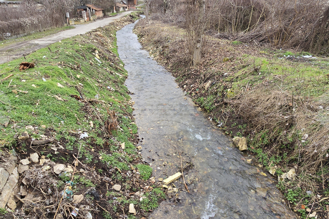 Община Мездра представи пред Общинския съвет годишния отчет по Програмата за опазване на околната среда за 2025 г.