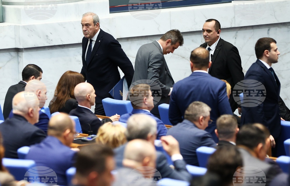 Отлага се предвиденото за днес изслушване в парламента за ескалиращите разходи за планови ремонти на пети и шести блок на АЕЦ "Козлодуй"