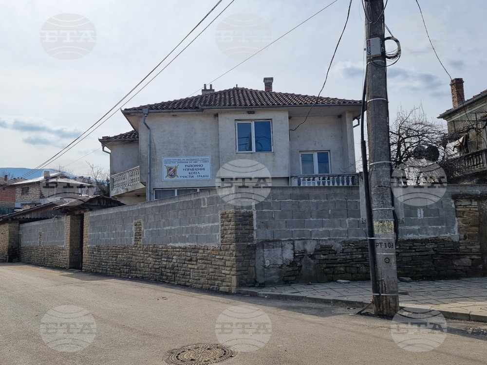 Трима мъже са задържани в котленското село Градец за нанесени щети и отправени заплахи към съседи