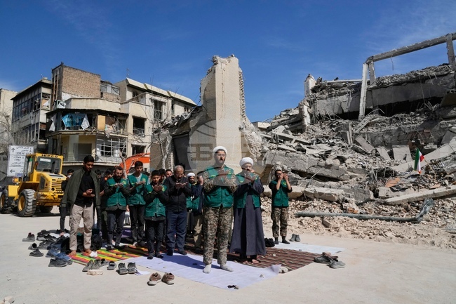 Ескалацията на напрежението в Близкия изток продължи пети пореден ден