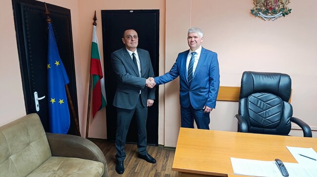 Новият директор на Областната дирекция на МВР във Враца старши комисар Цветко Нинов беше представен пред ръководния състав на дирекцията