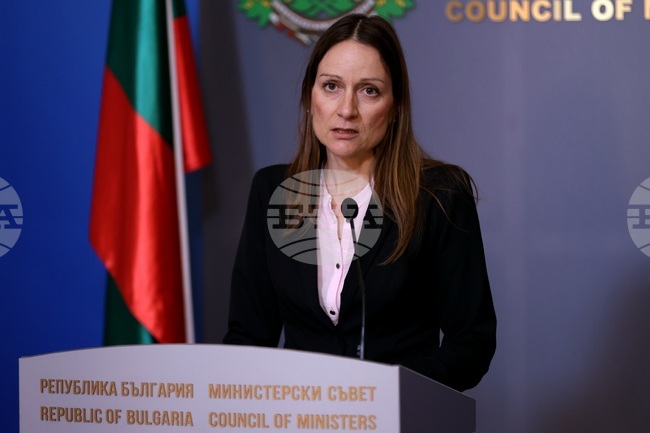 От 8000 жалби за сметки за ток, само една е уважена, това буди притеснение, заяви служебният министър на икономиката Ирина Щонова 