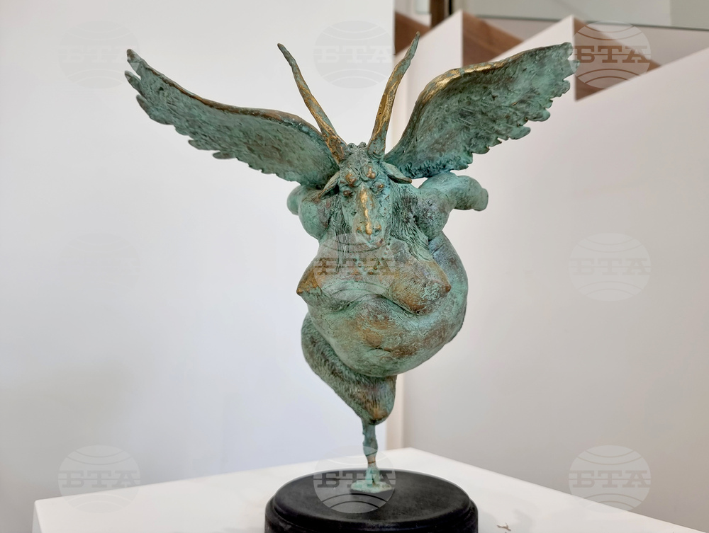 Варна - галерия „33“ - проф. Димитър Рашков - изложба