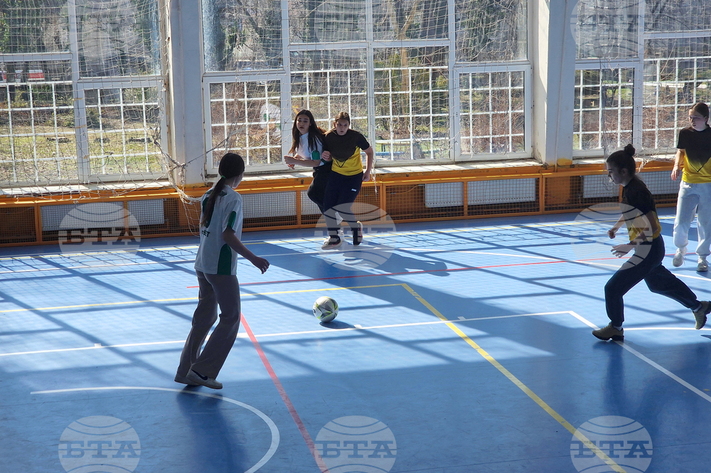 Разград - турнир - мини футбол - 8 март