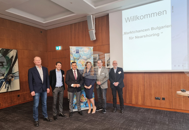 Икономически форум, посветен на пазарни възможности за ниършоринг в България, се състоя в германския град Нюрнберг