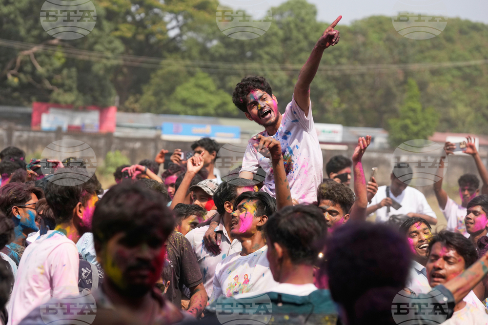 Myanmar Holi Festival