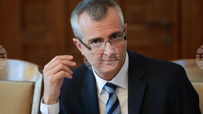 Министърът на спорта Димитър Илиев проведе работни срещи с кметовете на общините Несебър, Бургас и Пловдив