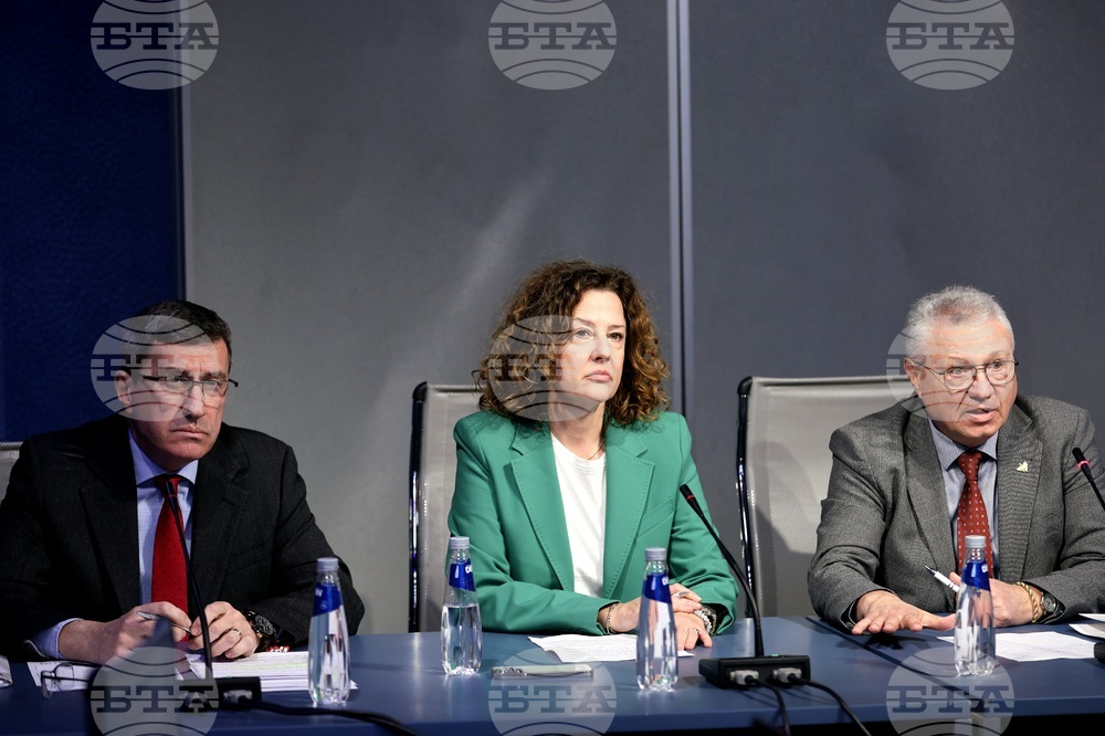 Министерство на външните работи - брифинг на Кризисния щаб