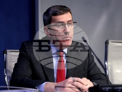 Министерство на външните работи - брифинг на Кризисния щаб