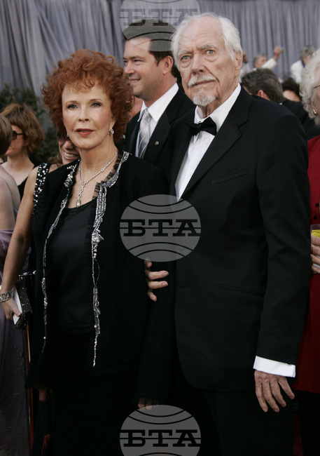 „Май ми връчихте почетен „Оскар“ прекалено рано“, казва Робърт Олтман при получаването на наградата преди 20 години