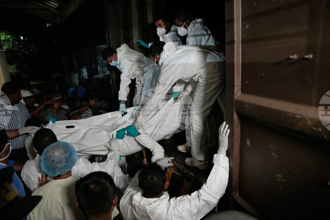 Шри Ланка допусна ирански военен кораб с 208 души на борда да влезе в страната по хуманитарни причини