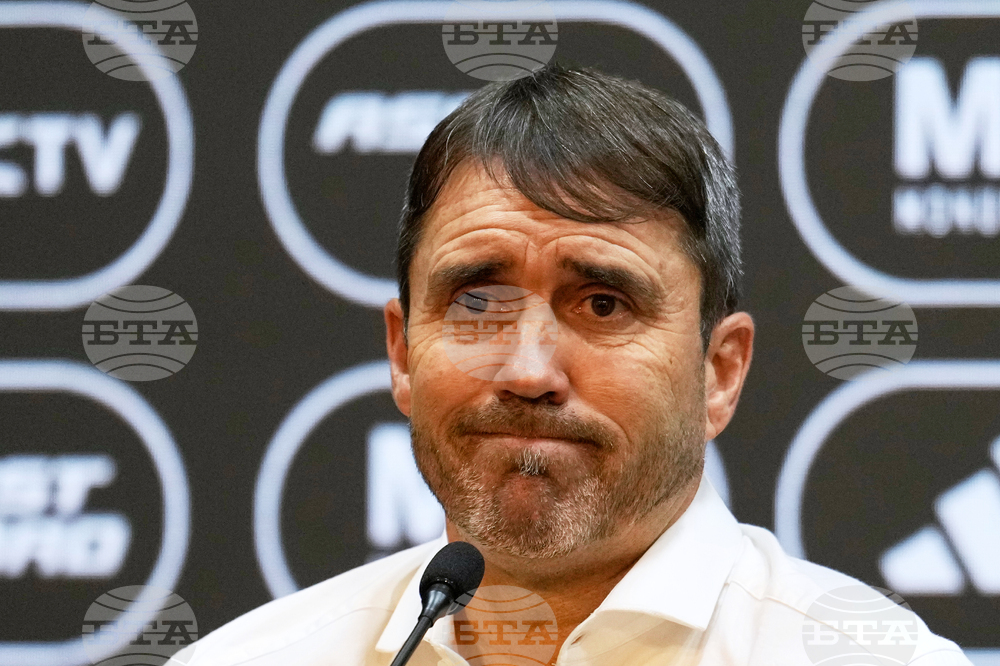 Argentina River Soccer Coach