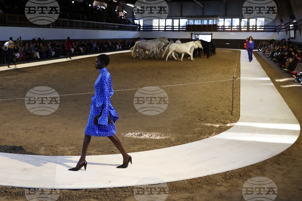 France Fashion Stella McCartney F/W 26/27