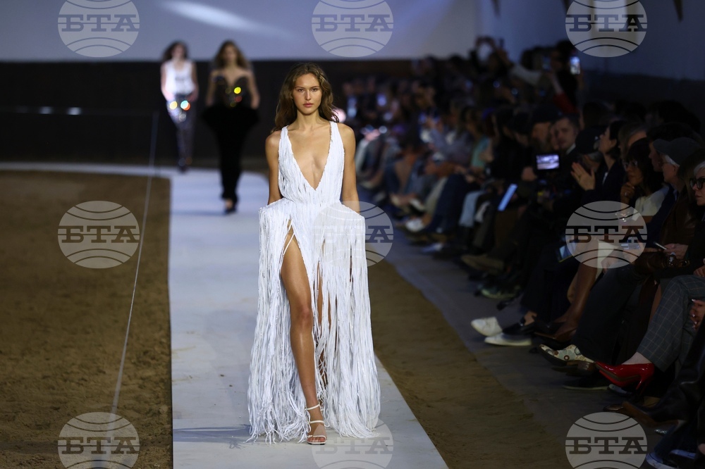 France Fashion Stella McCartney F/W 26/27