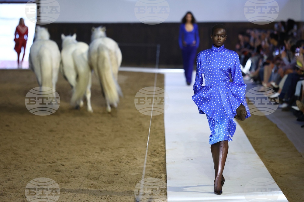 France Fashion Stella McCartney F/W 26/27