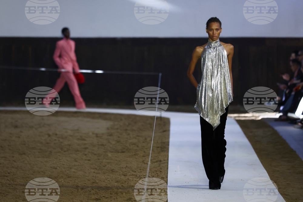 France Fashion Stella McCartney F/W 26/27