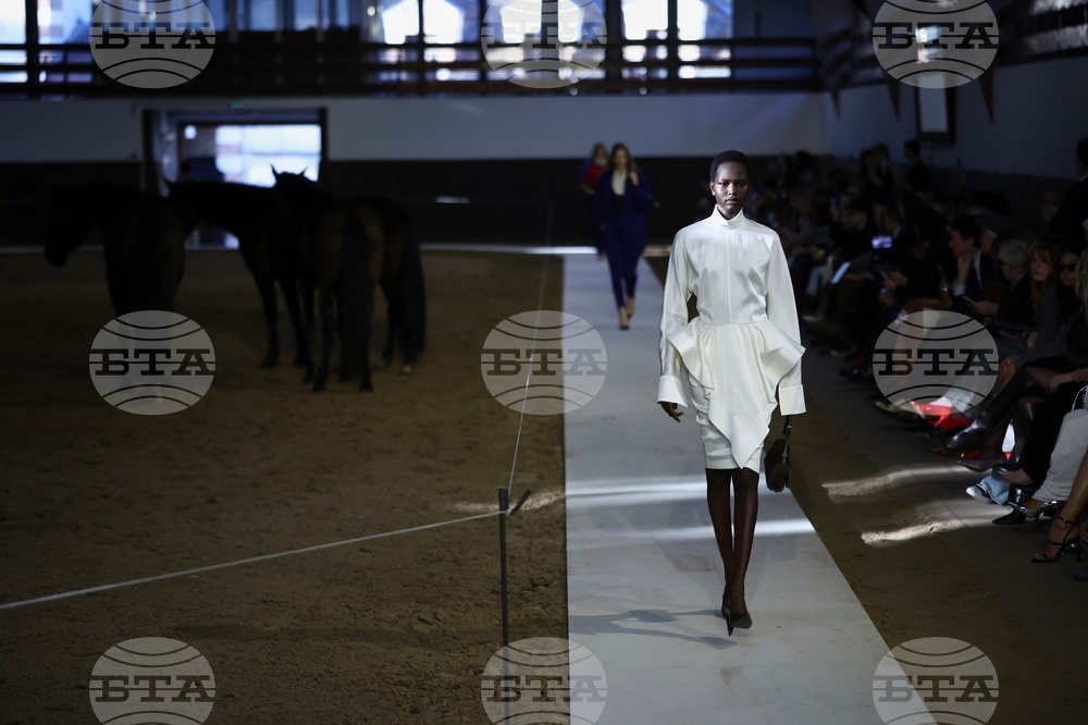 France Fashion Stella McCartney F/W 26/27