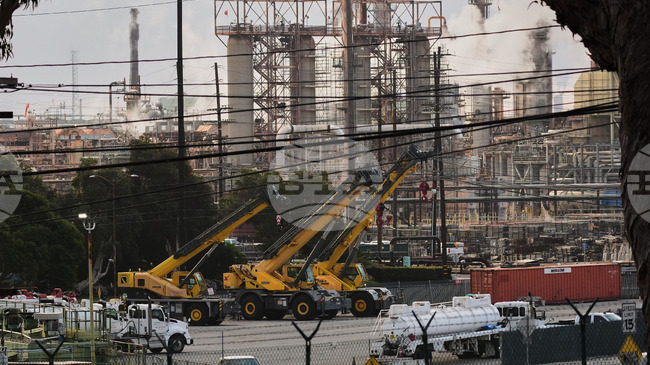 Американският петрол WTI поскъпна с 5 на сто 