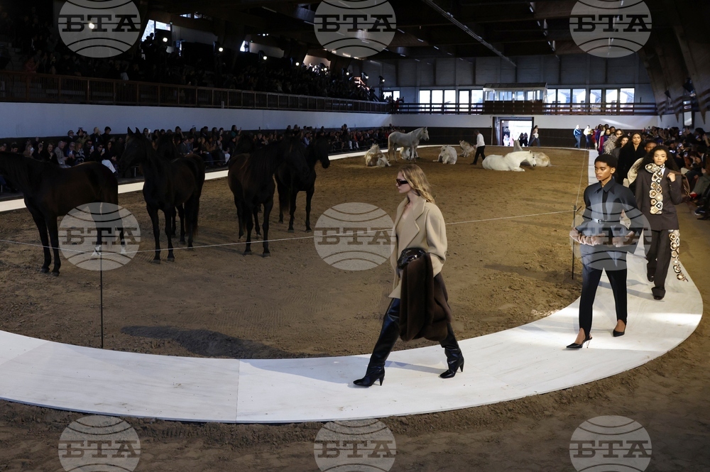 France Fashion Stella McCartney F/W 26/27