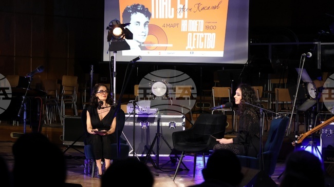 Асен Кисимов: Аз съм един от многото, и заедно с многото, трябва да се опитам да бъда един от първите