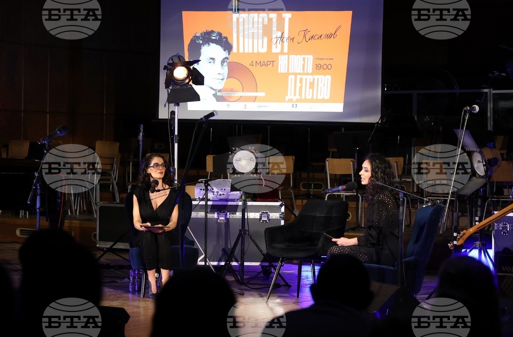 Асен Кисимов: Аз съм един от многото, и заедно с многото, трябва да се опитам да бъда един от първите