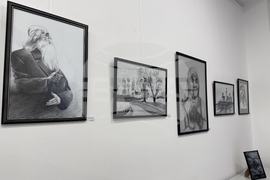 Казанлък - изложба - „Женското начало“