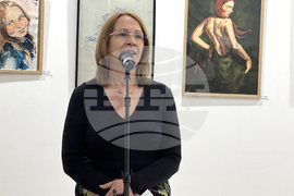 Казанлък - изложба - „Женското начало“